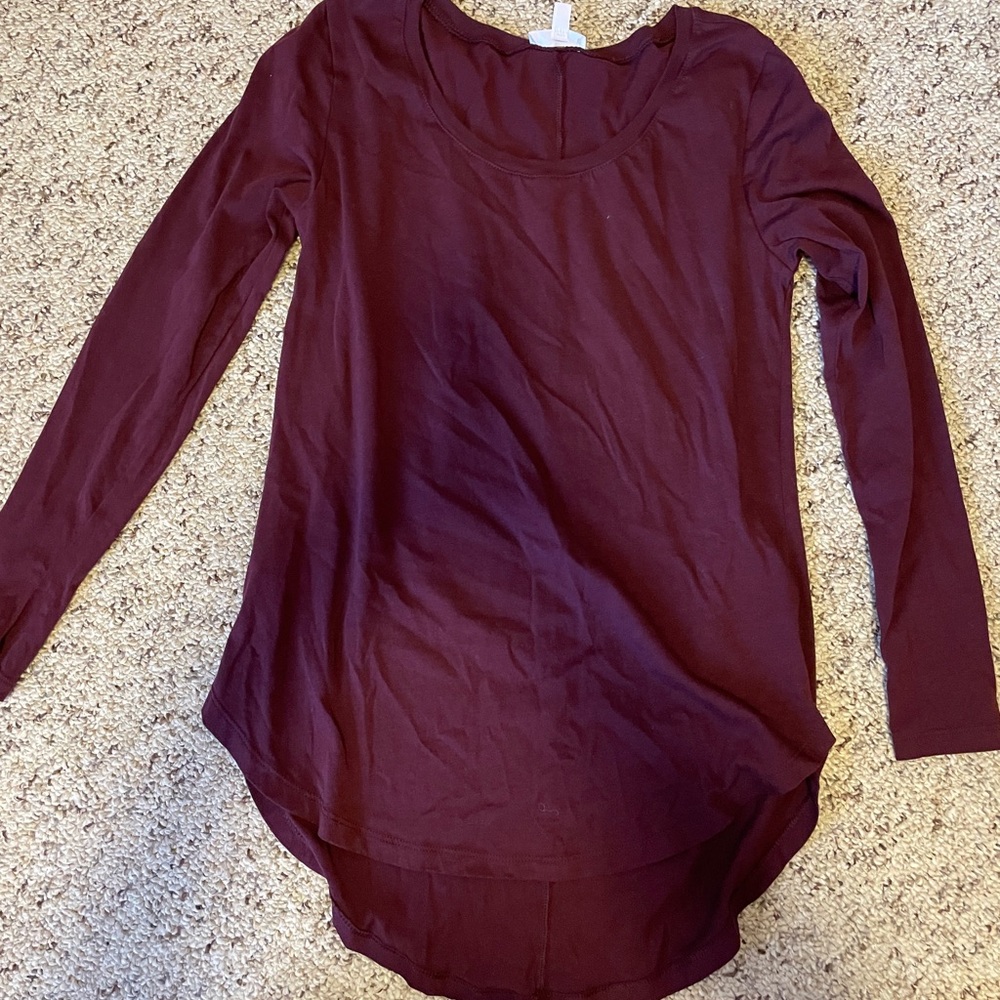 Abound burgundy tunic tee xs